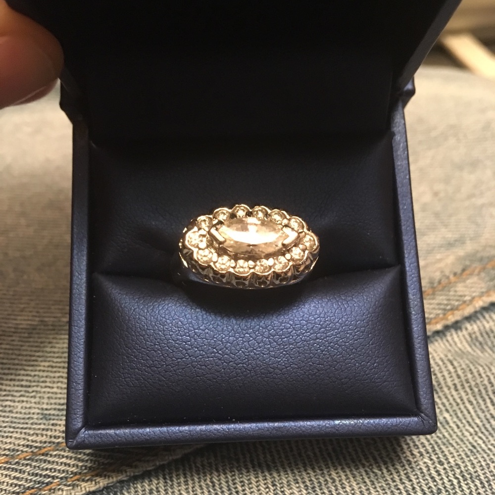 🐞Bling ring size 6.5.
